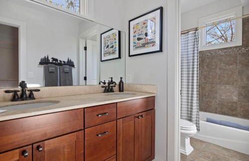 Wild Horse Run by Juniper Holiday + Home - Foto 37