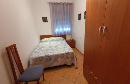 Casa céntrica, 3 dormitorios, gran terraza, cerca de la playa - Foto 6