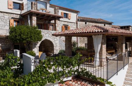 Holiday Home Oliti with Pool - Photo 20