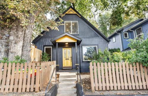 The Auric Door Inn on N Mississippi - Photo 1