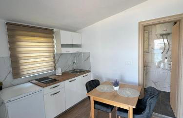 Mediterranean Seaside Apartments - Deak - Foto 3