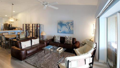 Well-appointed lakefront condo - Heritage Oaks County Club - Foto 2