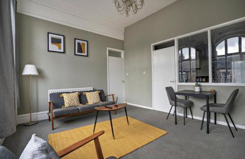 2 Bed-Town Centre-Free Parking - by Holiday Homes - Foto 22