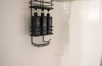 Near Historic Downtown Apex, Sleeps 8, King Bed - Foto 24