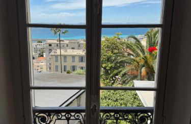 PALMERAIE - Magnifique appartement d'époque avec Vue Mer 4 personnes avec terrasse Le Port Nice - Photo 14