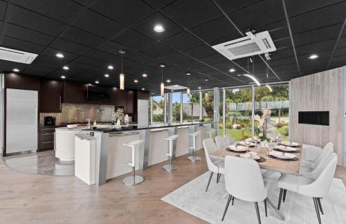 The Glass Mansion w/Optional Boat Rental - Foto 30