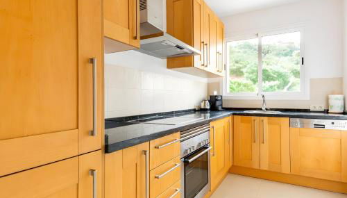 Luxury & Sunny Apartment with Breathtaking View in Marbella East - Foto 3