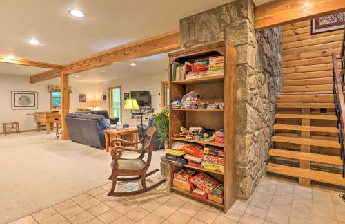 Cold Mountain Reflections Cabin with Game Room! - Foto 26