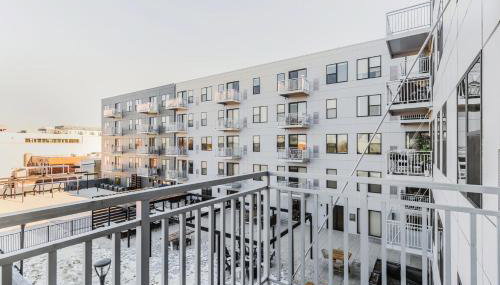 Blueground Elmhurst pool gym nr parks CHI-1120 - Foto 5, Other