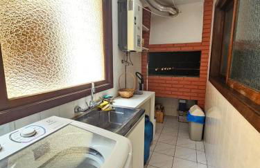 Aconchegante, amplo e central - Foto 24