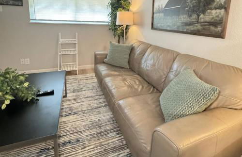 1 DT Dallas l FIFA WORLD CUP READY l 5 Min from Love Field - Foto 6