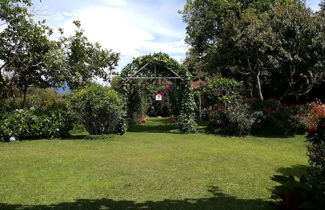 Vila Bunga Merah Gelatik - Photo 32