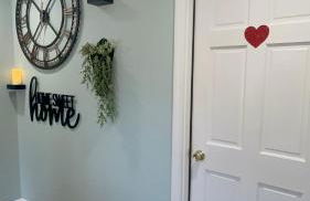 Spacious 4BR House Sleeps 9 Outdoor Lounge with Fire Pit plus Games - Foto 5