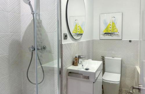 Apartamento Colom BCN, amplio, con balcón y vistas al Port Vell - Photo 10