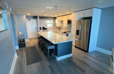 DIRECT OCEANFRONT NO-DRIVE BEACH CONDO - Photo 3