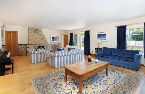 Rookley Farm Lodge Charming Manor Pool House with Heated Pool, Tennis Court & Gardens - Isle of Wight Rural Countryside Escape - Foto 9