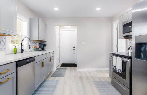 Cozy 2-Bedroom Home Near Notre Dame - Perfect for Game Day Weekend - Foto 18