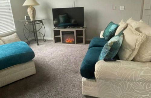 Stylish and Spacious, close to the Hospital. - Foto 21