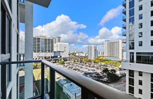Stylish Apt with Rooftop Pool in Downtown Miami - Foto 30