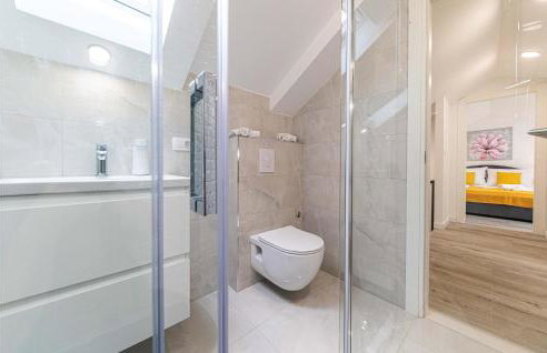 Awesome Home In Lecevica - Foto 41