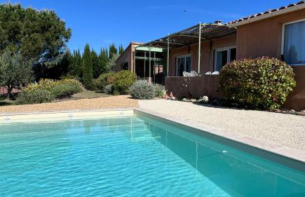 La Villa Tanamera, très jolie maison piscine, à 2 pas du centre-ville - Foto 4