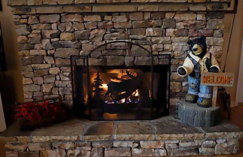 Beautiful Luxury Cabin Rental with Amazing Views next to the Tuckasegee River, NC - Foto 11