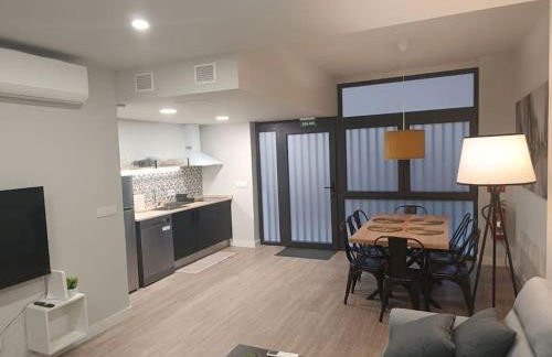 Explore Valencia! Tirant, city of science & Ruzafa - Photo 4