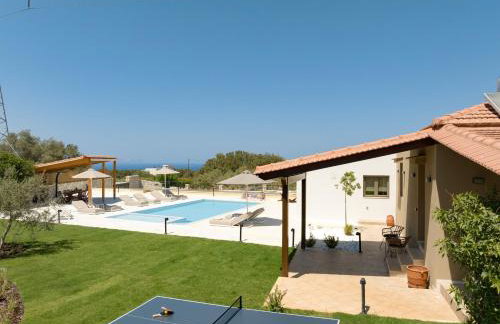 MaYa Villa, Heated Pool Estate near Rethymno and all amenities! - Foto 10