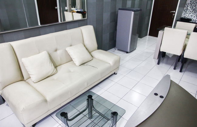 Homey 1BR @ Mutiara Bekasi Apartment - Photo 17