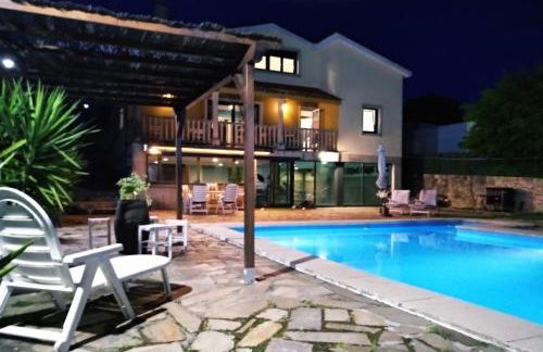 LE LLAR casa con 2 PISCINAS 1 CLIMATIZADA INTERIOR muy cerca de Santiago de Compostela - Foto 28