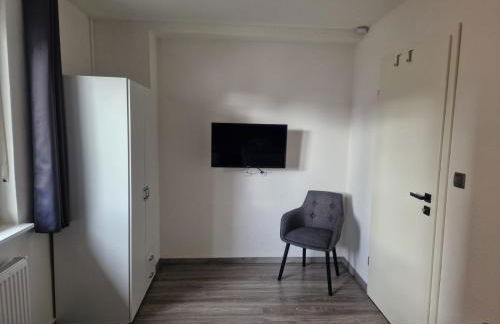 Ferienwohnung am See Dillich - Hunde willkommen - Eigener eingezäunter Garten - Ruhige Lage - Foto 9