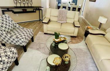 CozyCove near Disney Universal Pool Home Sleeps 10 - Foto 10