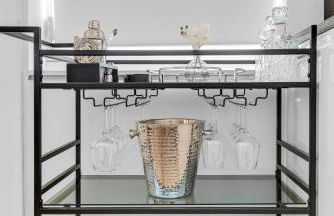 Lavish Two-Story Retreat in the Heart of Manhattan - Foto 31