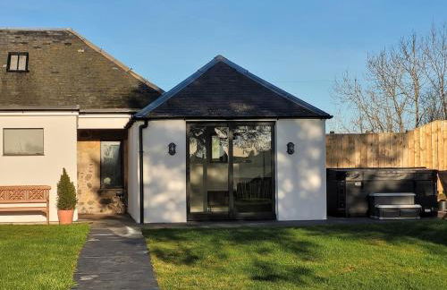 Hot Tub Cottage in Stewarton, Ayrshire - Foto 14