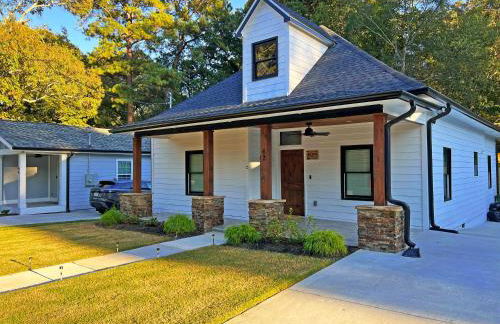 A Cabin in the City with a 5 Star Lush Backyard - Foto 1