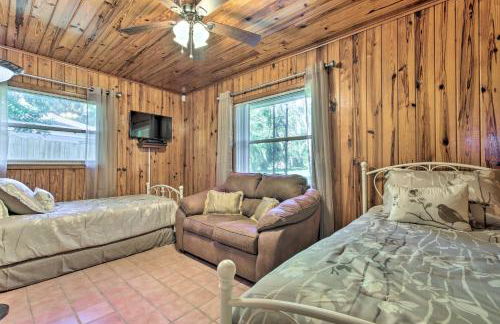 Rainbow River Oasis with Kayaks and Furnished Sunroom! - Foto 16