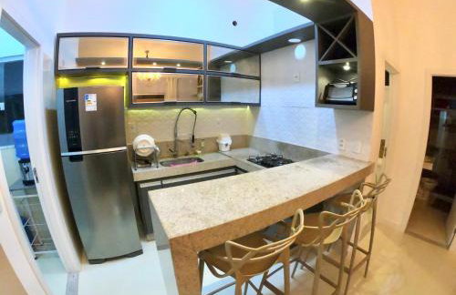 Apartamento superior para temporada - Conforto e Piscina a 800m da Praia de Taperapuã - Foto 3