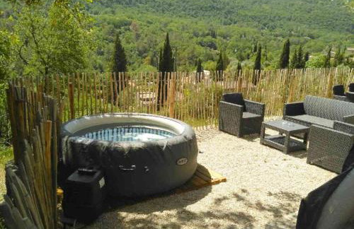 3 Bed House Sleeps 8 -Private Garden -Pets Ok - Foto 1