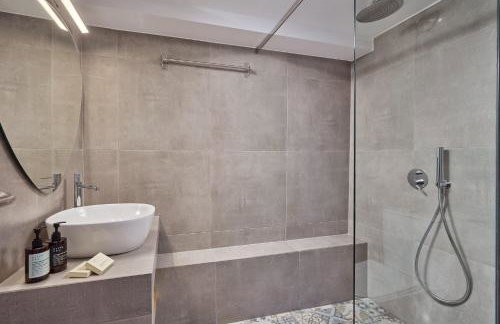 Blue Armonia Villa featuring SaltWater Heated Pool By KB Hospitality - Foto 54