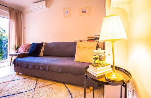 Number 28 Boutique Apartment - Photo 13