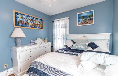 The Paradise House steps from the Heart of Hertel - Foto 14