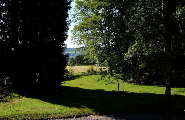 Large Hunting Lodge With Enormous Beautiful Garden - Photo 22