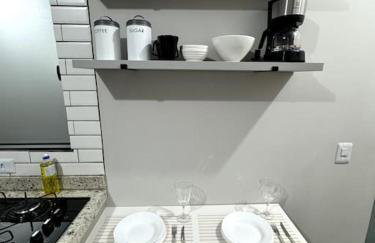 1- Studio prox UEL e Shop catuai - Foto 2