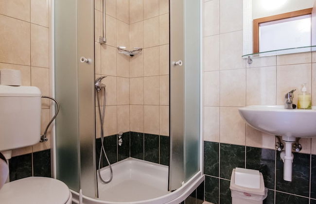 Amari Apartments - Photo 40