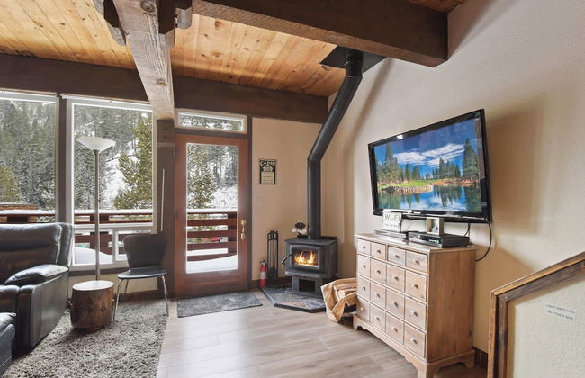 Alpine Manor Retreat Mountain Relaxation - Foto 17