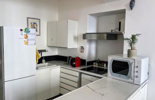 Apartment Claudia - Central -Quiet- Near the Sea- AC- Private Parking - Foto 6