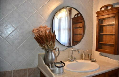 MOM'S RETREAT - Photo 20