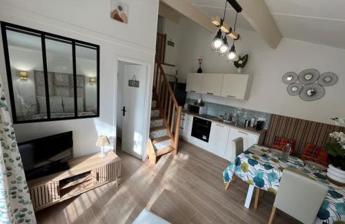 Maison cosy rénovée climatisée, jardinet & piscine - Foto 2