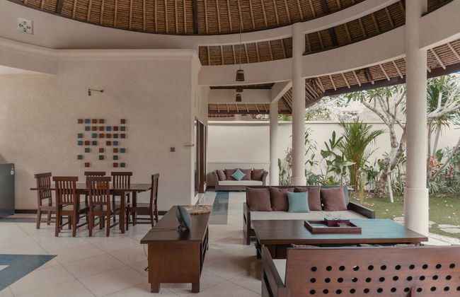 Aruni Bali Jimbaran Boutique Villa - Foto 9