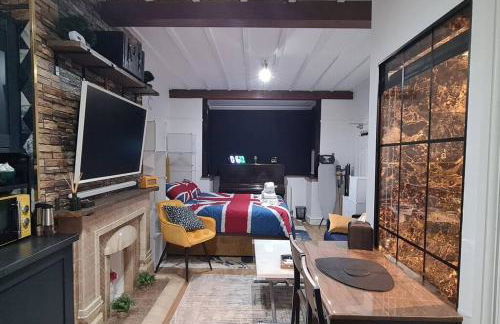 luxury & comfy city break studio - Foto 14